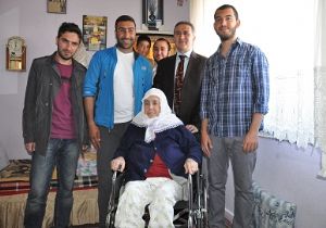 Övgüler 3 tıbbiyeli için